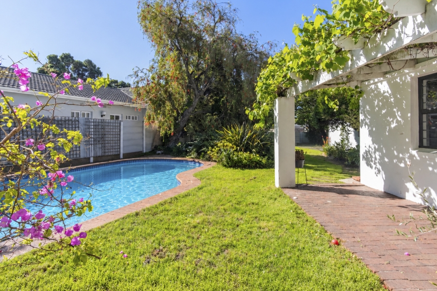 4 Bedroom Property for Sale in Tokai Western Cape